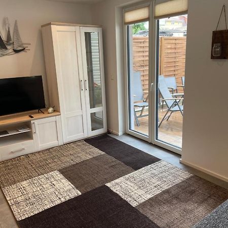 Ferienwohnung Nora Mit Blick Auf Den Ribnitzer See Eksteriør billede