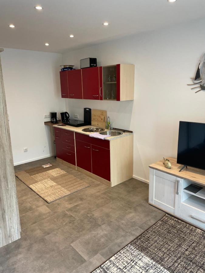 Ferienwohnung Nora Mit Blick Auf Den Ribnitzer See Eksteriør billede